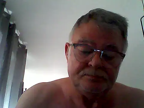 oura – Kamerová šou