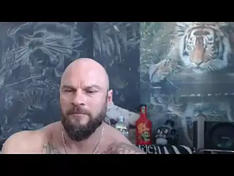 viking_30 élő XXX-chatje