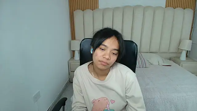 laureentt_ – Live XXX-chat