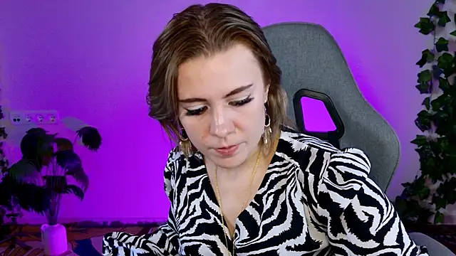 Kumiho_7777's Live XXX Chat