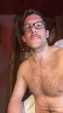 SillyDillyNewfie Show in webcam