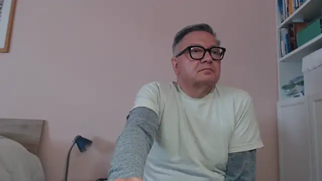 Chat +18 de YOU6me ao vivo