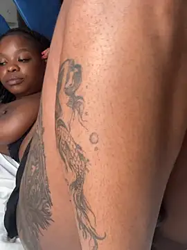 Pokazy przed kamerką – SexxyLunar