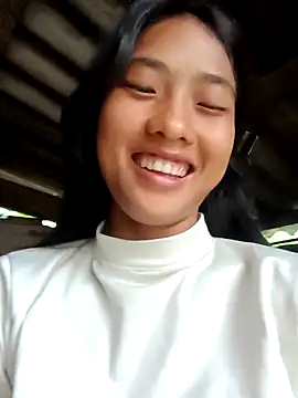 Hoa-tuylip 现场XXX聊天