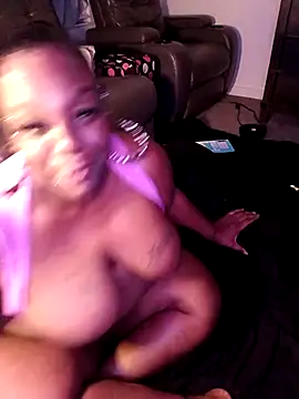 Thickkemzz41's Webcam Show