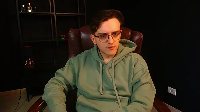 FelixStarkk 即時 XXX 聊天