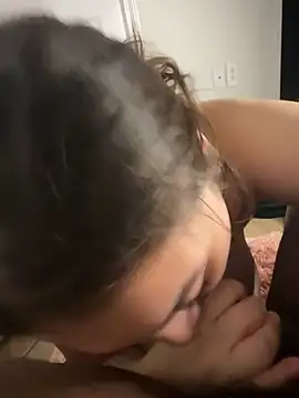 treasurebabii webkamerás műsora