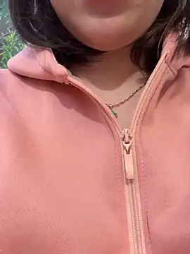 Emily-Nguyen's Live XXX Chat