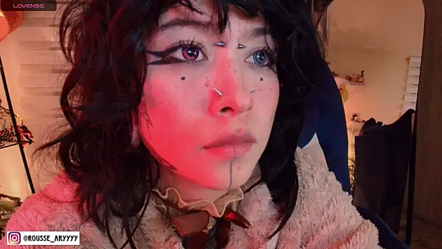 AryRousse 现场XXX聊天