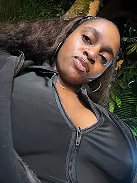 darle_volant élő XXX-chatje