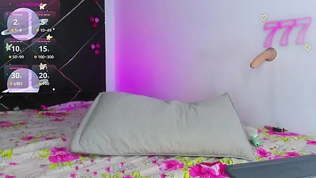 Skarleth_queen Pertunjukan Webcam