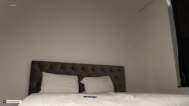 melodyxlove Webcamshow