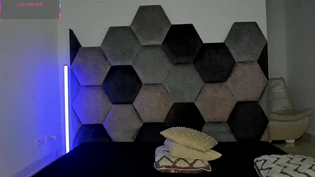 Czat XXX na żywo – Latrellx7