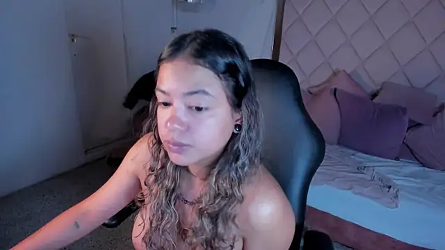 dulce_lyraa1 Live XXX Chat