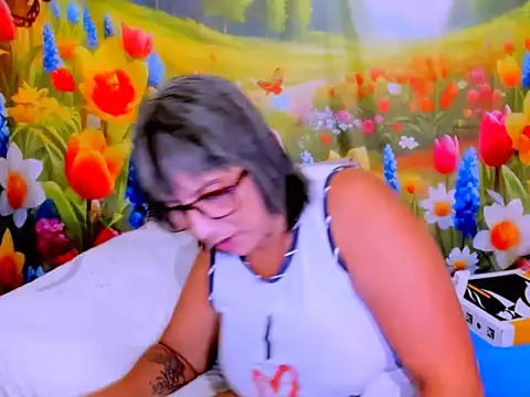 indianroxy: онлайн-секс-чат