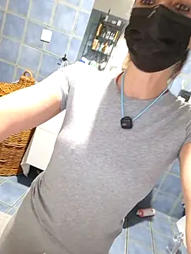 Dayana2022のライブXXXチャット