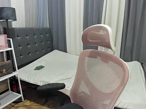 TinyCock_Rein Obrolan Langsung XXX