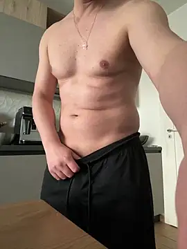 XXX chat uživo modela InsaneMattt