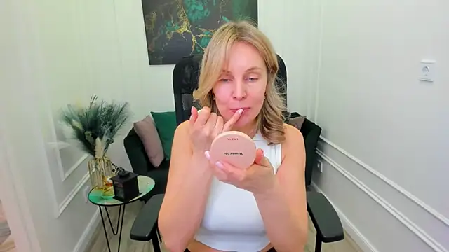 Sinty_Devis: онлайн-секс-чат