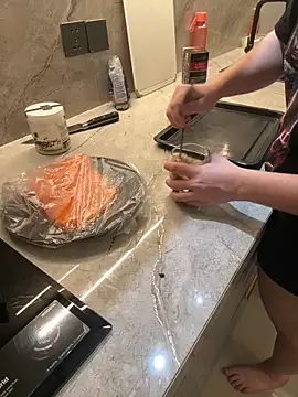 Nura_n_Sarahn Webbikameraesitys