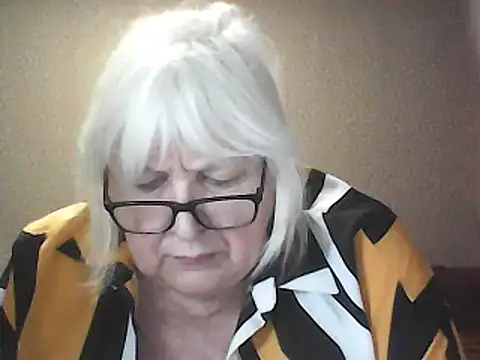 Alexia64231 Adlı Modelin Web Kamerası Şovu