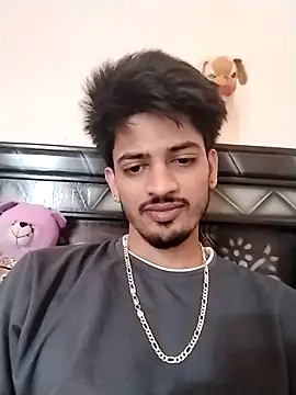 Wild_Vassu: διαδικτυακό σόου στην κάμερα