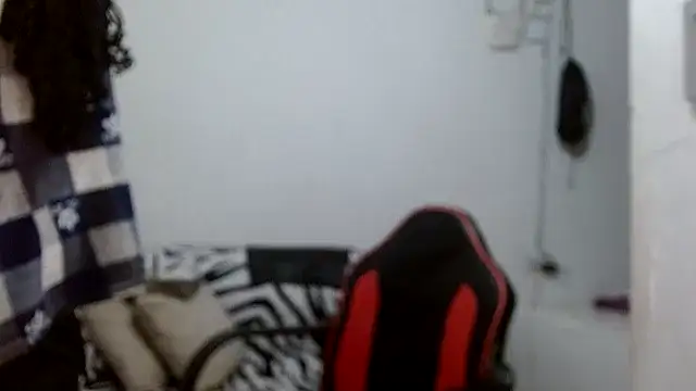 Show modela angelamarie1 na web-kameri