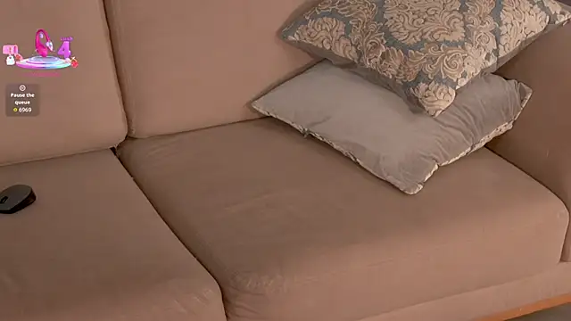 MadelineFox élő XXX-chatje