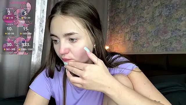 Онлайн чат XXX LoraDavi