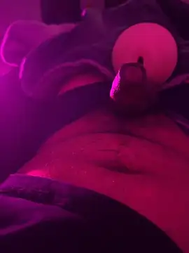 Show modela daddydash02 na web-kameri