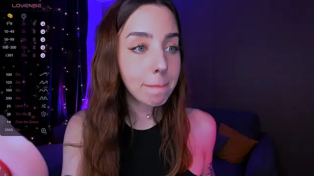 Chat XXX en directo de CharliGrace_