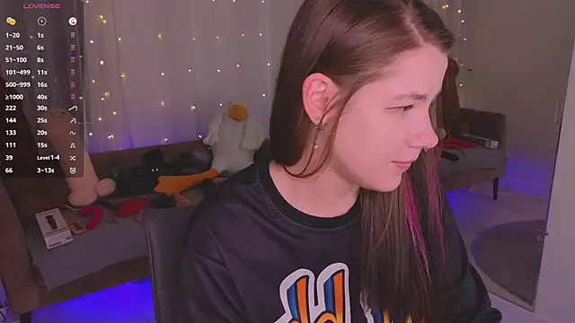 Онлайн чат XXX Mira_Falls