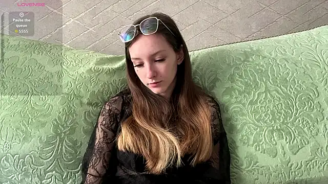 BeeutyLady53n Live XXX chat