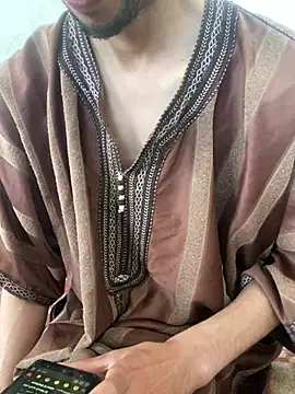 Webkamerová show NchadeeQ_n7wiiiQ