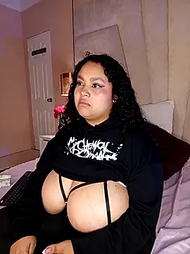 Chatroom XXX en direct de KITY_HILL