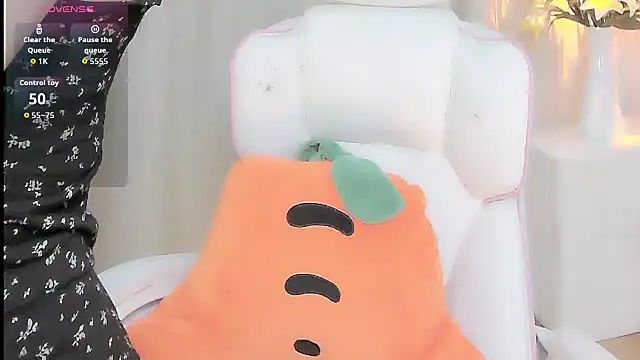 Sweet-Shuna – Naživo XXX chat