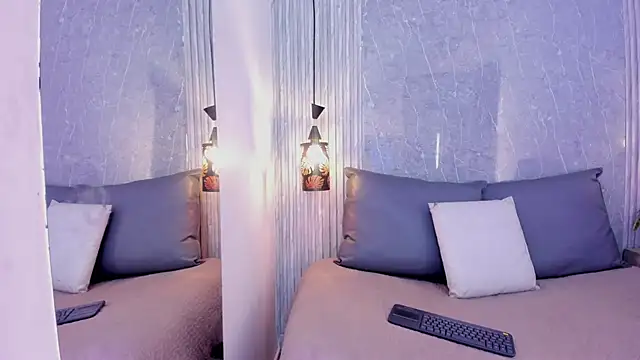 Eva_milfxxx élő XXX-chatje