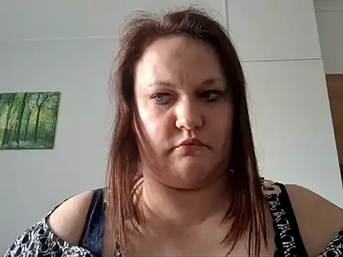 OpheliaMilf's Live XXX Chat