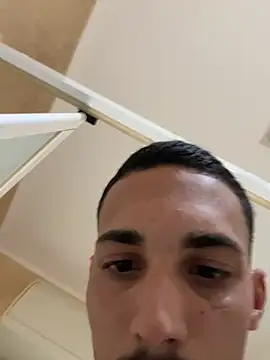 Show de piccolo2002 na webcam