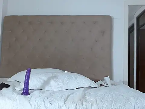 chikihottt's Webcam Show