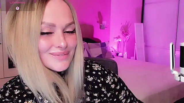 Libby_Nora – Naživo XXX chat