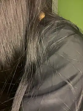 Mayacrayzi 网络视讯表演