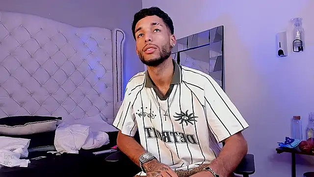 Thiagoferreti 现场XXX聊天