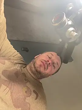 Chatroom XXX en direct de DorianJeday