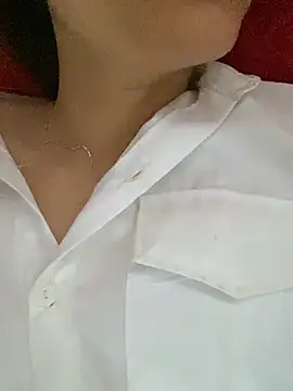 -Eidieea- élő XXX-chatje