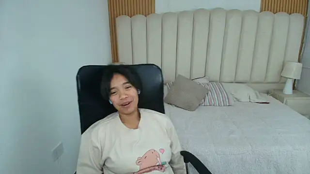 laureentt_'s Live XXX Chat