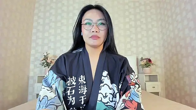 NatsumiHun: онлайн-секс-чат