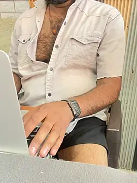 Daddywild 现场XXX聊天