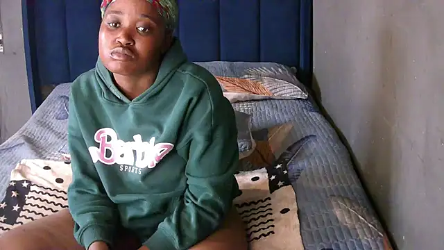 FREAKBARBIE02: онлайн-секс-чат