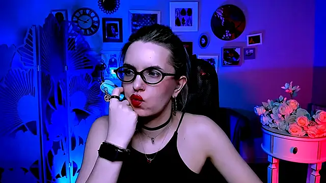 AliceSmite: онлайн-секс-чат